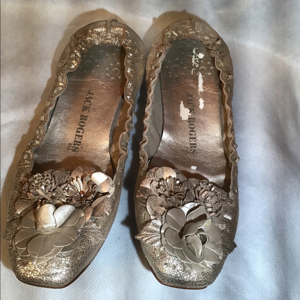 Jack Rogers womens gold metallic floral flat shoes size 9